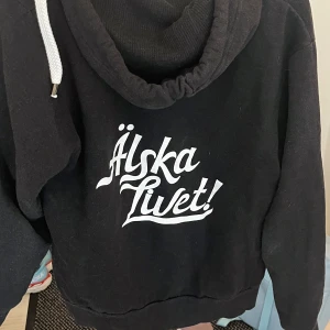 Älska livet tröja  - Skönt tjock tröja 