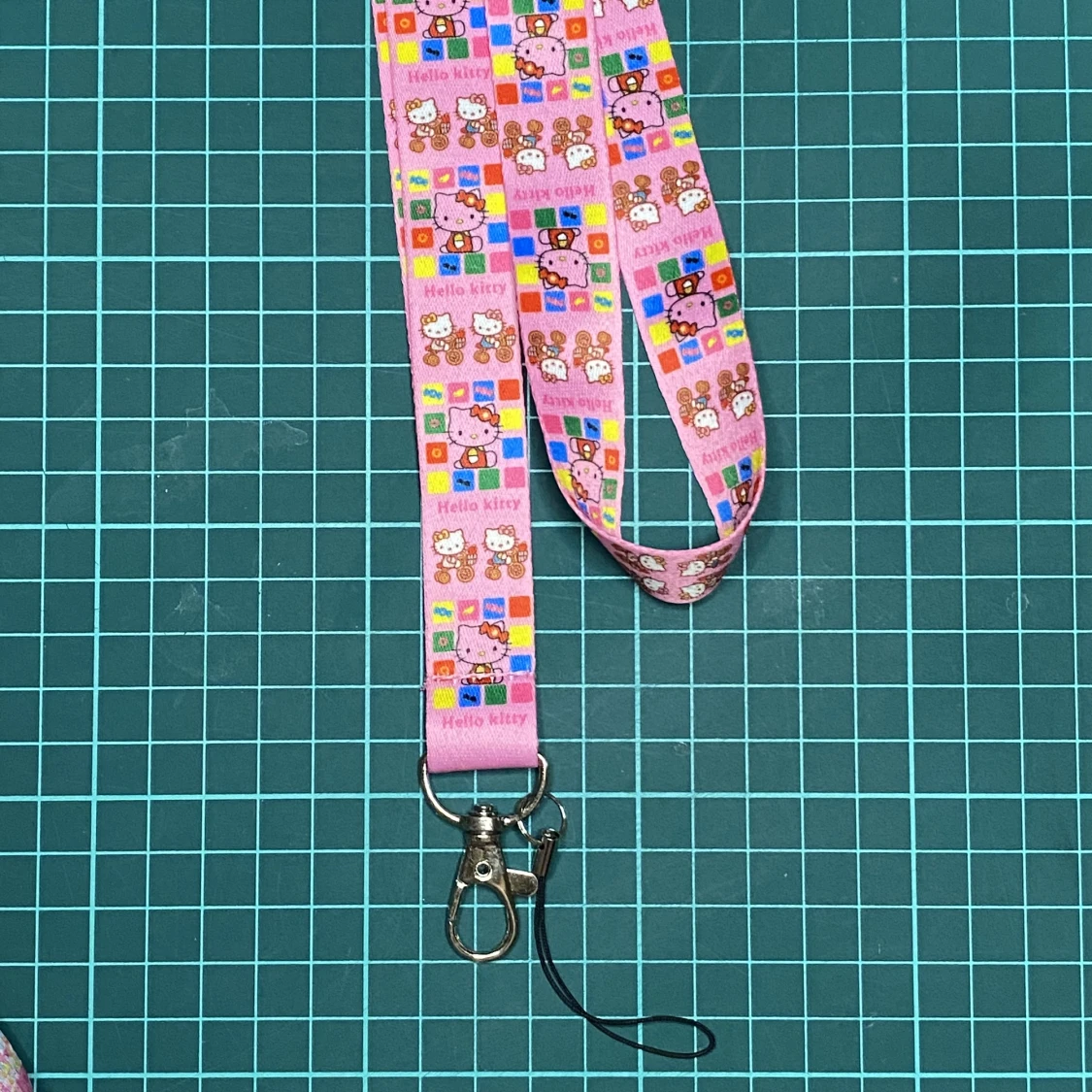 Anime manga Hello Kitty Sanrio nyckelring 