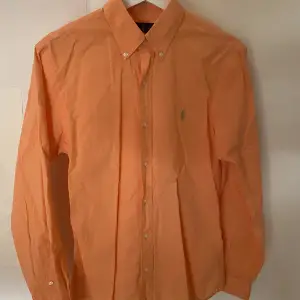 Fin Ralph Lauren skjorta i herrstorlek: small