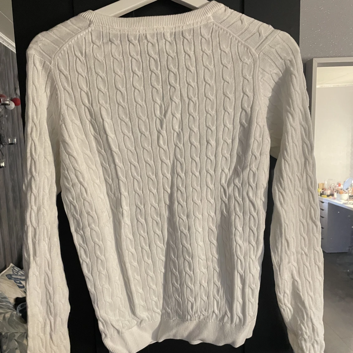 Stickad mjuk tröja - 90