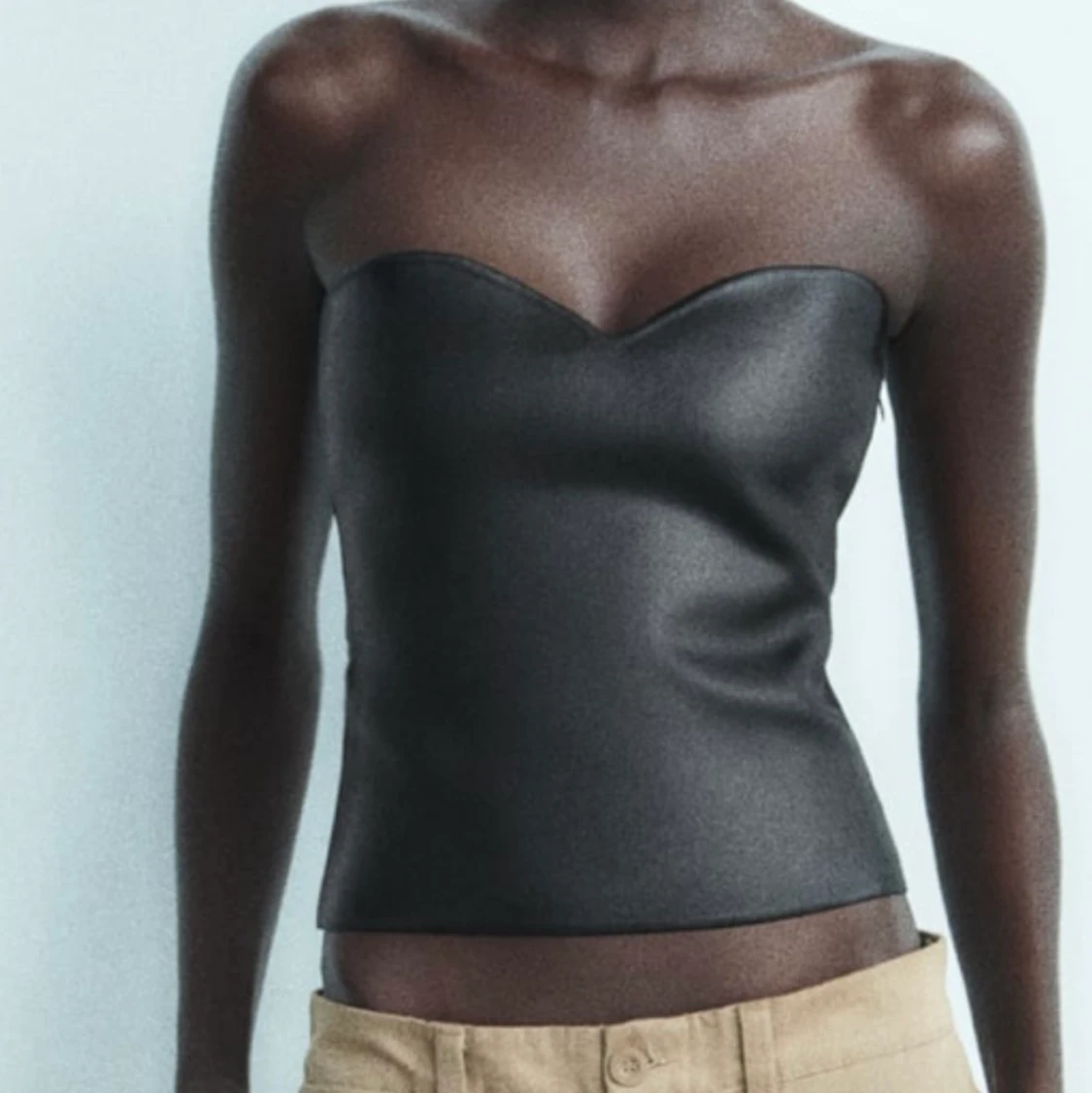 Skinn liknade topp - 91