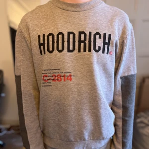 hoodrich träja - Andvänd men i bra skick 
