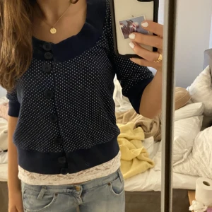 Trekvartsärmad kofta - Assnygg trekvartsärmad kofta💗💗 Hör av er vid fler frågor💗💗