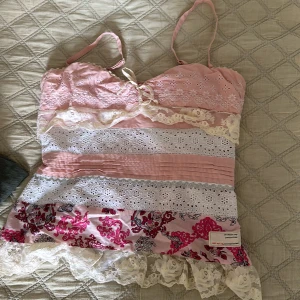 Coquette linne!! - Säljer världens sötaste linne från odd Molly! I toppenbra skick. 