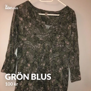 Grön blus - Oanvänt
