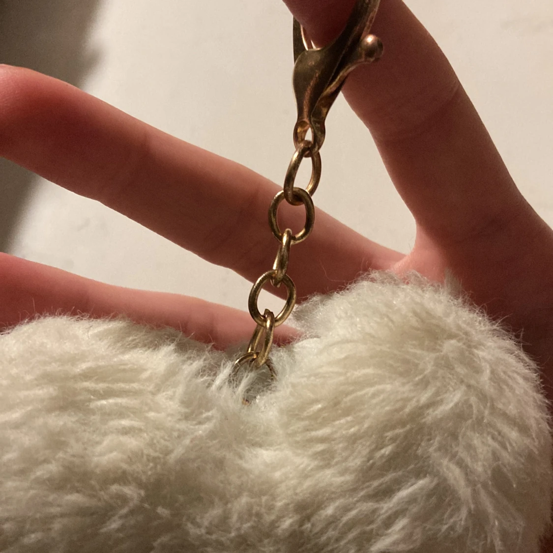 Vitt hjärta med hänge - 90