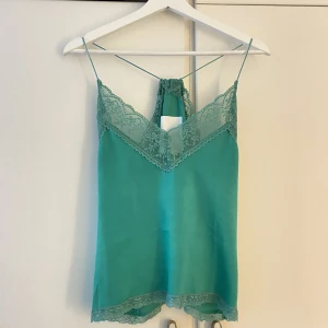 Grönt topp - Knappt använt silkeslinne