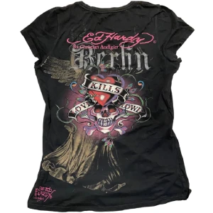 Ed Hardy Tee - Riktigt fet Ed Hardy tee med rhinestones 💖 säljer eftersom den inte riktigt passar, om du har några frågor är det bara att ställa!