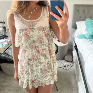 Klänning!  - Så snygg klänning!