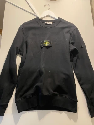 Stone Island Tröja - Skick 8/10