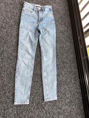 Jeans - Molly jeans storlek s 
