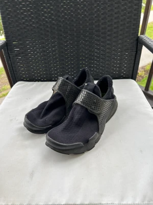 Nike skor - Ett par Nike skor som är använda fåtal gånger men väldigt fräscha!