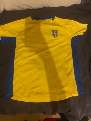 Sverige tröja - En aldrig använd Sverige tröja 