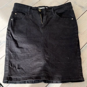 Kjol - Jeanskjol. Fint skick
