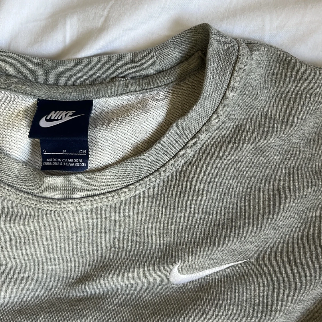 Grå Nike Sweatshirt - 91