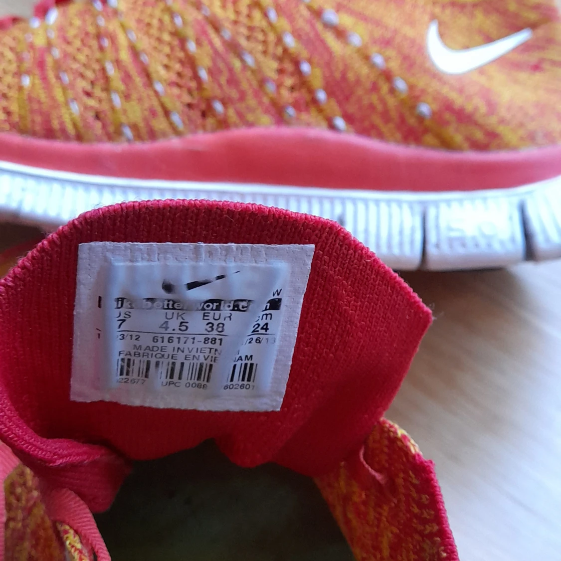 Sköna tränings skor - 90