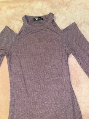 Tröja - Passar s och xs 