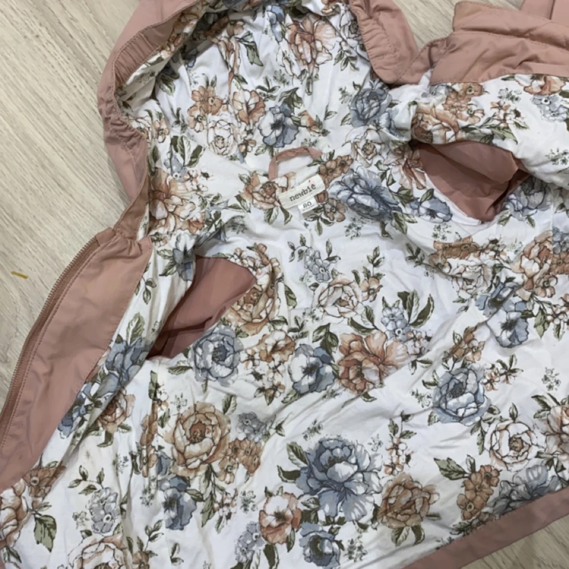 Vårjacka strl 80 oanvänd  - 91