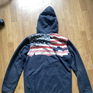 Vintage hoodie  - Betalning sker via Swish 