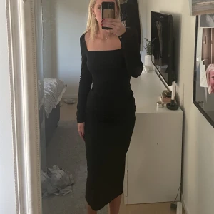 Klänning  - Helt ny klänning från shein🤍