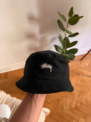 Stussy bucket hat - Provade bara den och passade inte i den - som ny 