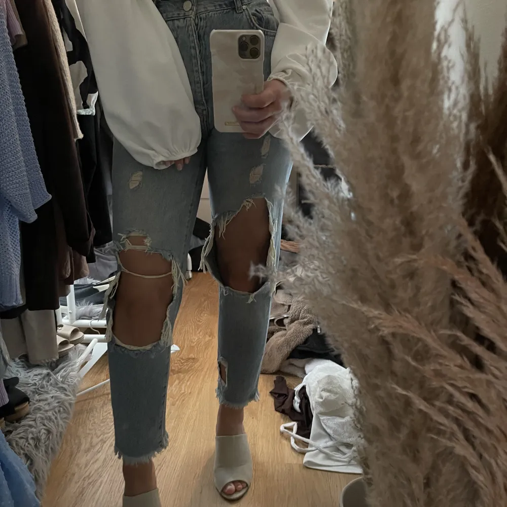 Högmidjade jeans 🌊. Jeans & Byxor.