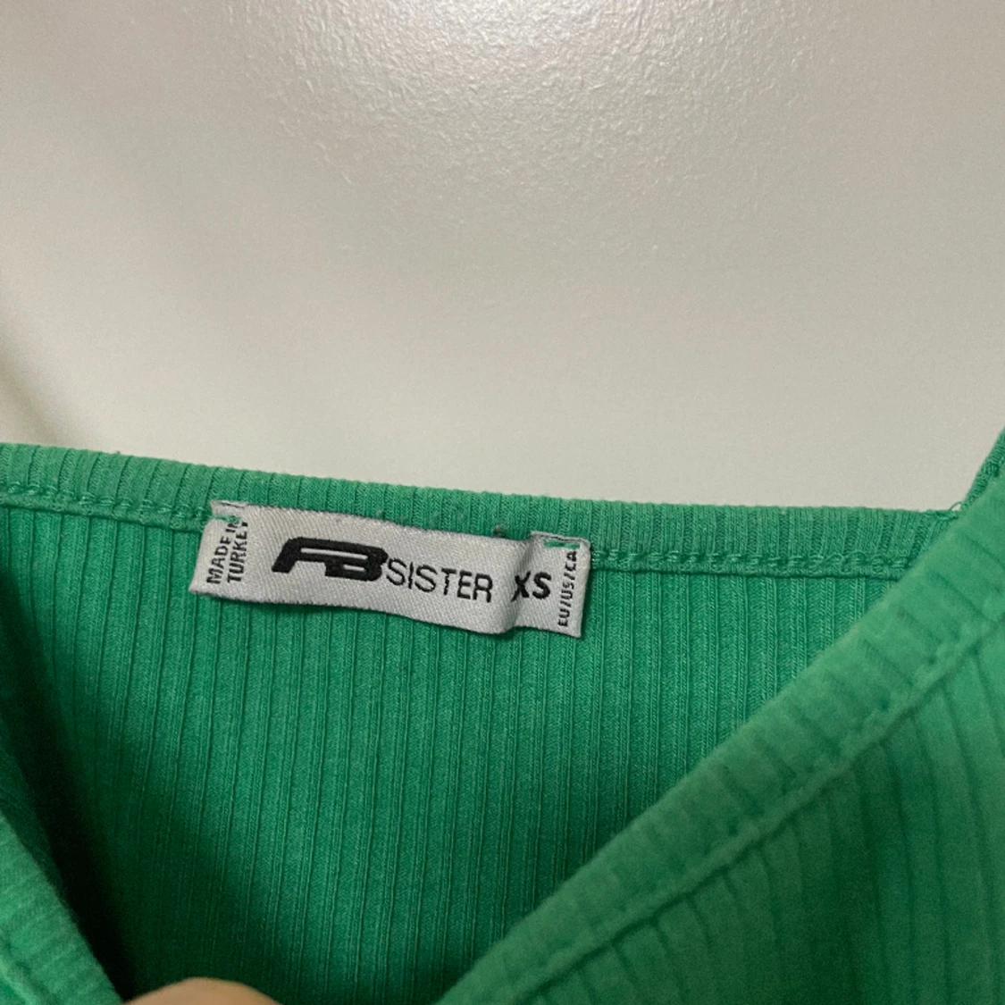 Grön topp - oanvänd💚 - 91