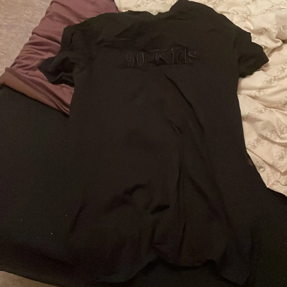 Basic svart tröja, nypris 499 köptes i Norge . T-shirts.