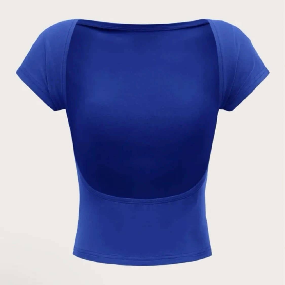 T-shirt med öppen rygg