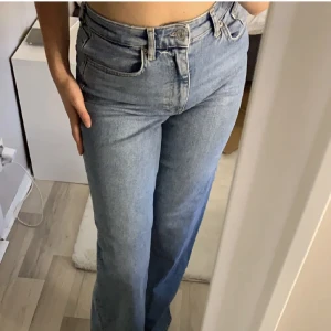 Jeans - Aldrig använda 
