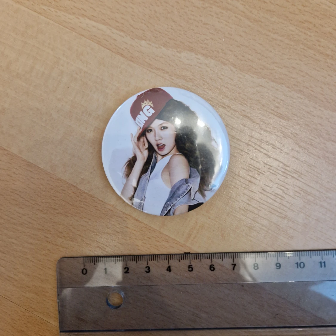 Hyuna pin - 90