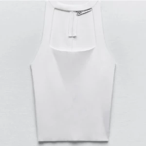 Zara topp vit - Säljer min vita zara topp