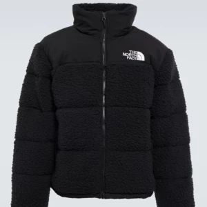 The North Face jacka - Helt ny The North Face jacka i teddy material som ändats är testad med prislappen kvar