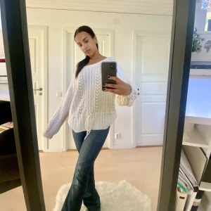 stickad vit tröja - 🤍🤍