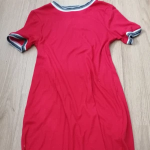 Klänning  - En klänning som inte kommer till användning längere 