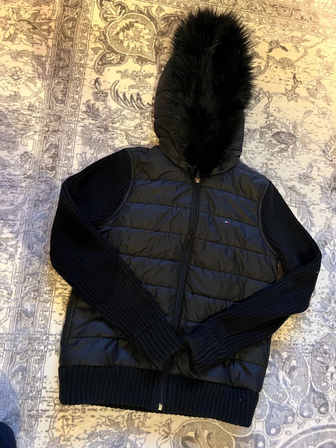 Tommy Hilfiger jacka