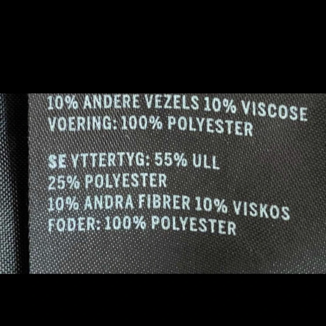 Svart Kappa i ull  - 91