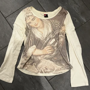 Diesel tröja - Jätte unik och ovanlig thriftad diesel tröja som inte går att hitta någonstans med jätte bra kvalitet.