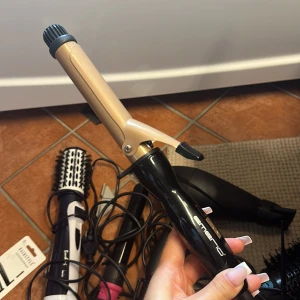 Locktång  - Locktång från märket emerio, knappt använd! 