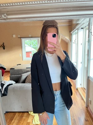 Svart blazer  - Fin blazer/kavaj ifrån Shein 