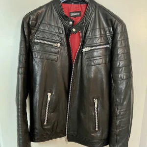 Rock and Blue skinnjacka  - Bra skick.  Mått över midja 55 cm Mått över bröstet 60 cm