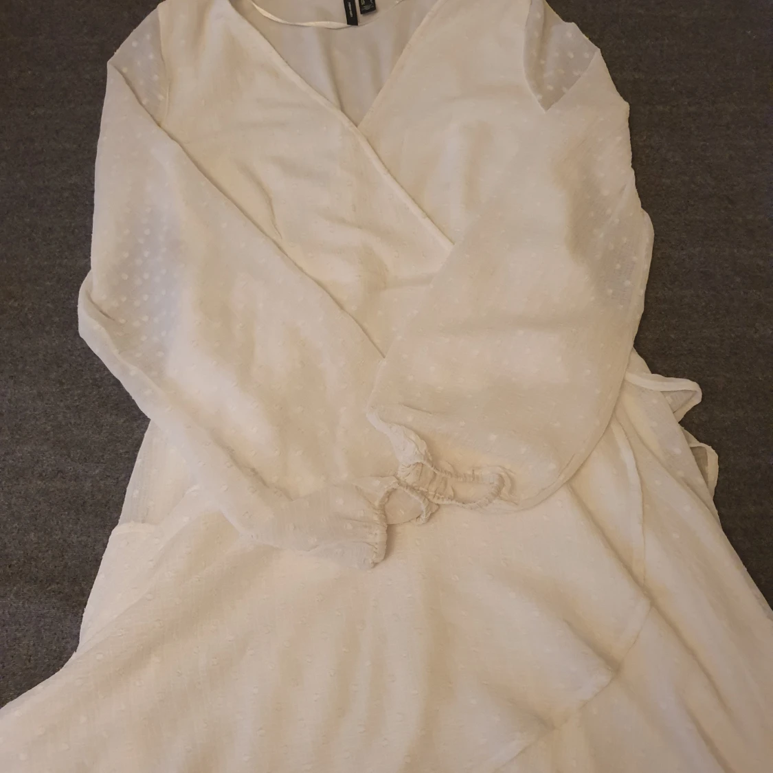 Vit klänning ifrån vero moda - 90