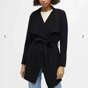 Jacka - Superfin höst/vår/sensommar kappa i mycket bra skick, från märket OBJECT 🌸