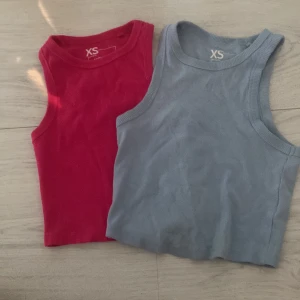 Linnen  - säljer dessa två linnen, för 65kr styck eller båda för 110 ⚡️ GRATIS FRAKT!!