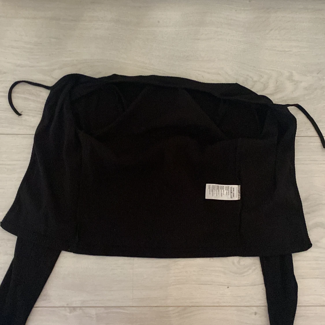 Svart ribbad kofta  - 91