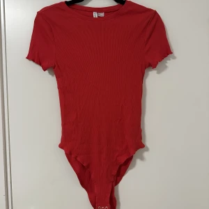 T-shirt body - Röd t-short body