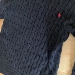 Ralp Lauren  - En super fin kabeltröja från Ralph Lauren som jag säljer då den är för liten💓💓Fick i present