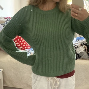 Stickad tröja - Grön stickad tröja från nakd 💚