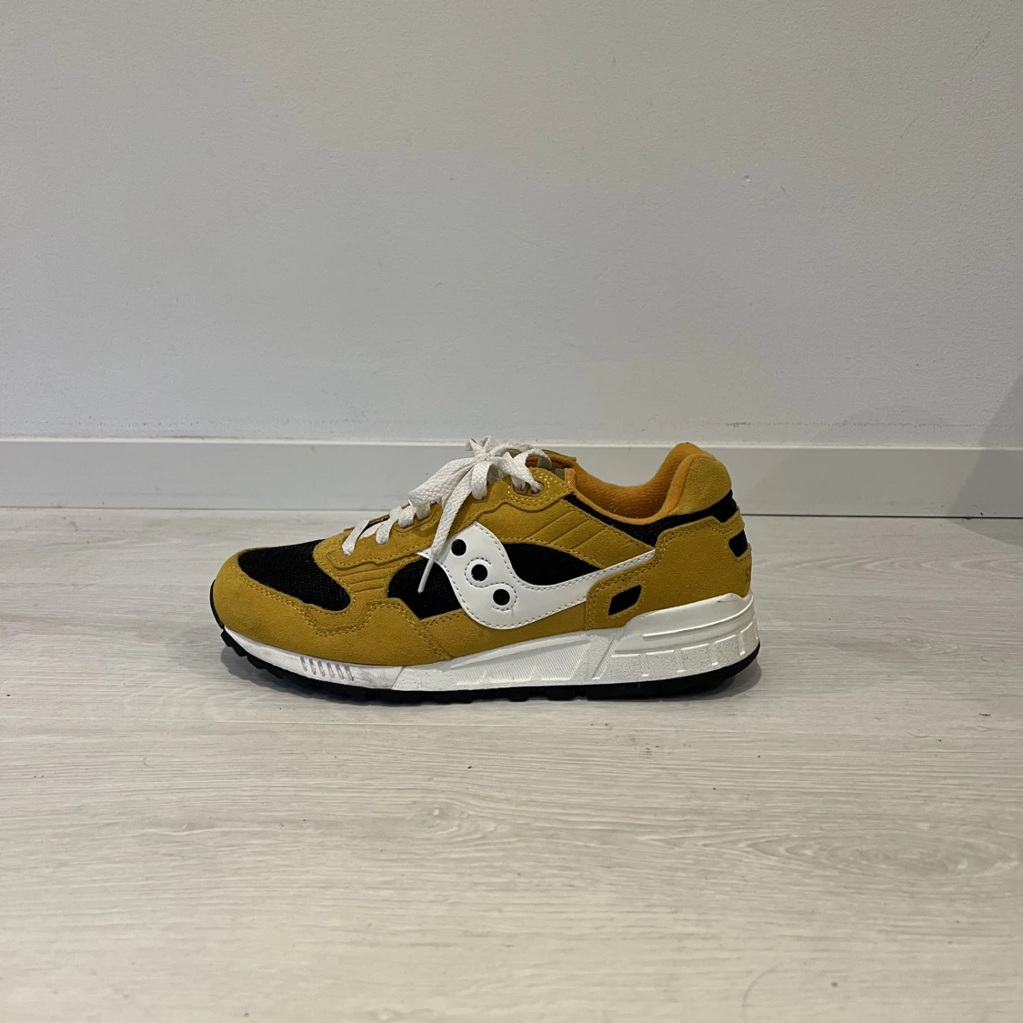 Saucony skor