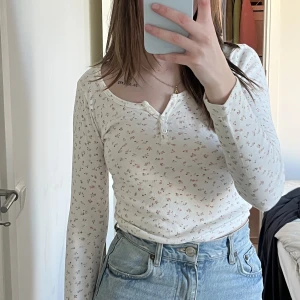 Tröja - Tröja från brandy melville, bra skick 